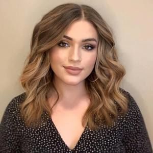 Meet your Posher, Madelyn